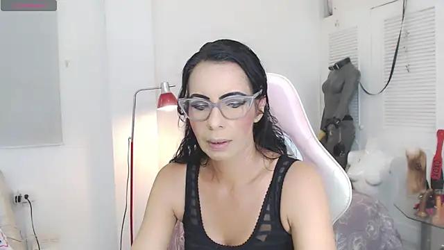 sasha_mom69_ from StripChat