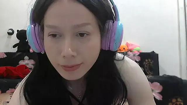 SashaGrinch from StripChat is Freechat