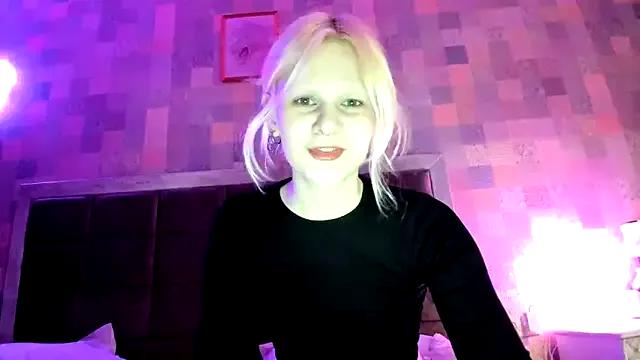 sashakiss99 from StripChat