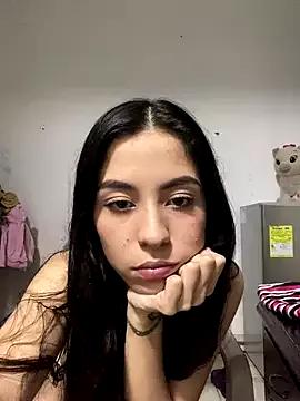 sashaxxx1630 from StripChat
