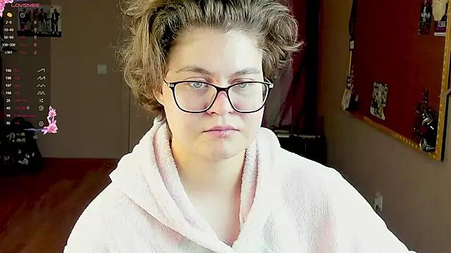 Sashy_Way from StripChat