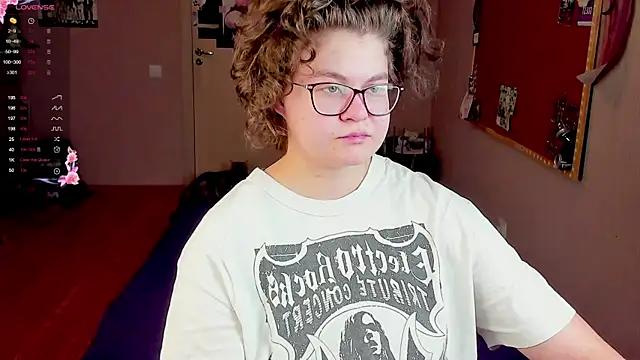 Sashy_Way from StripChat