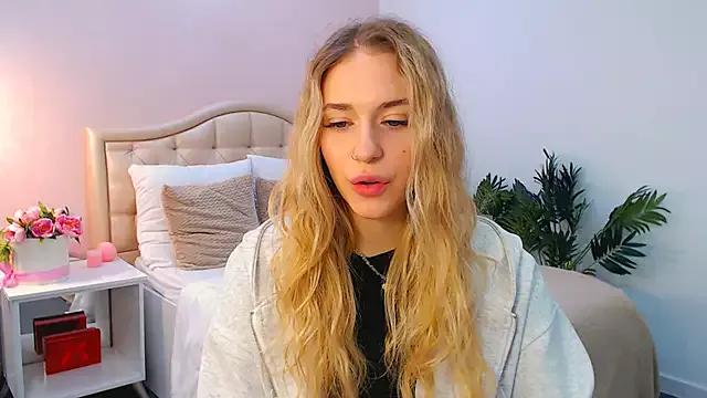 sassy_cutie from StripChat