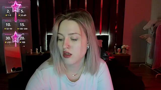 Sassy_Talkin_ from StripChat