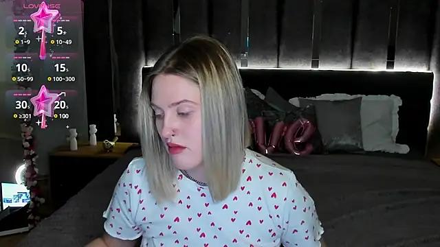 Sassy_Talkin_ from StripChat
