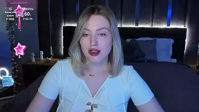 Sassy_Talkin_ from StripChat