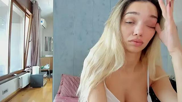 Sassy_Teen from StripChat