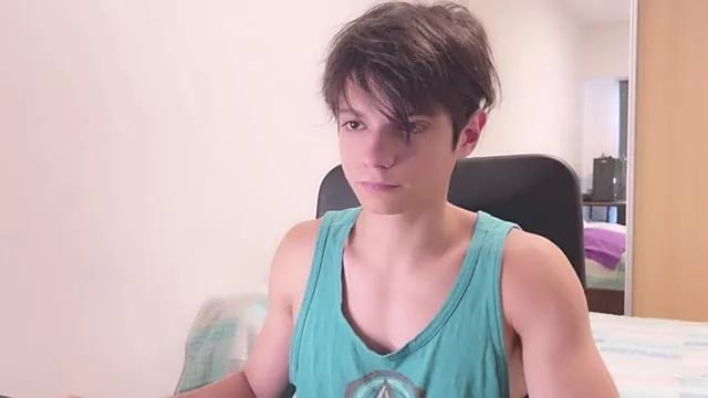 SasukeUhchiaa from StripChat