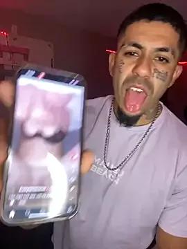 Savage3121w webcams show profile image 
