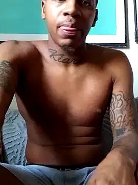 savageDick16 from StripChat