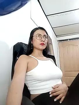 SavannaEvans001 from StripChat
