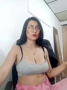 SavannaEvans001 from StripChat