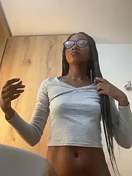 SavannahWildee from StripChat
