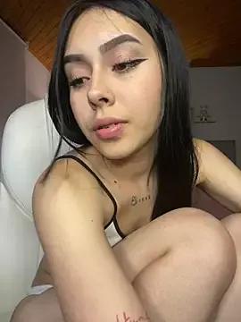 Scarlet_pinkk from StripChat is Freechat