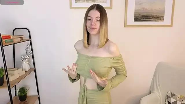 Scarlet_Wein from StripChat is Freechat