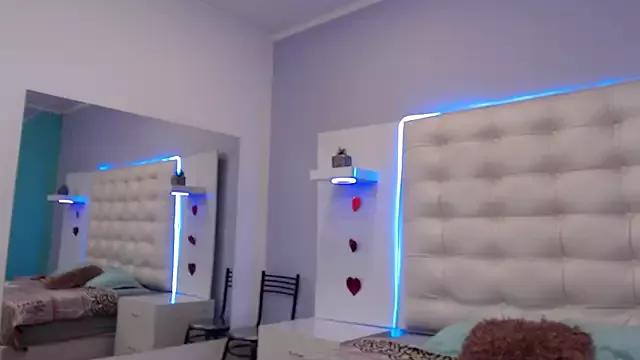 Scarletbigbug from StripChat is Freechat