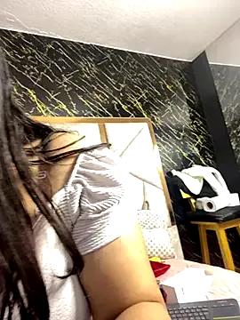 ScarlethAH webcams show profile image 