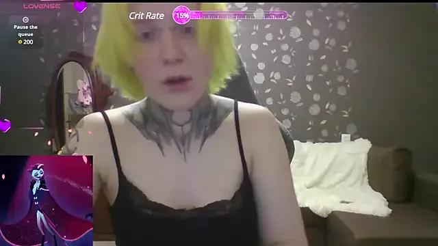 Discover our girls online shows and discover the company of countless livestreamers, with stunning shapes, sex toys and more.