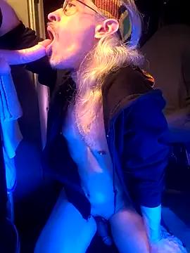 ScottyHigh from StripChat is Freechat