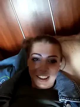 Scromnica94 webcams show profile image 