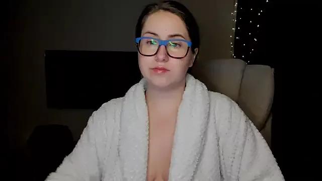 SeasonalSomeone from StripChat