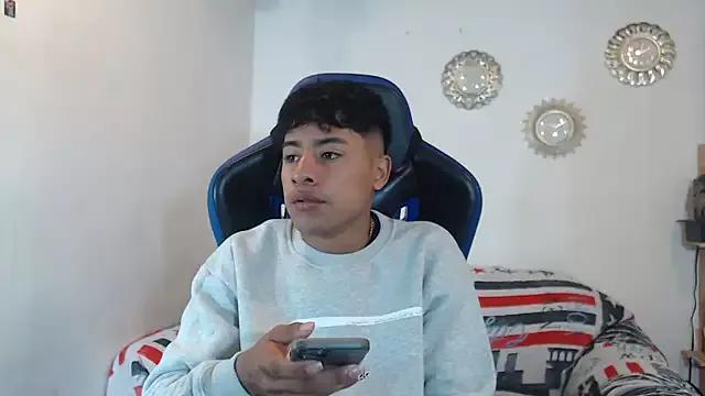 sebas_boys577 from StripChat is Freechat