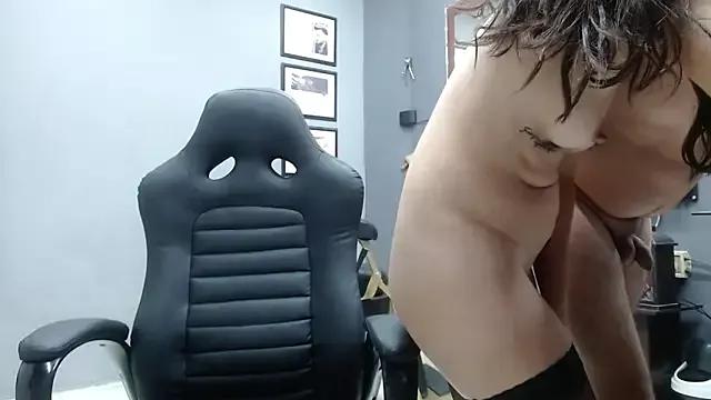 secrets_of_the_barber from StripChat is Freechat