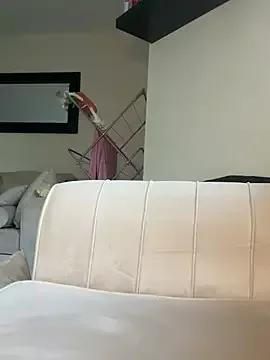 SECRETSLUT-UK from StripChat is Freechat