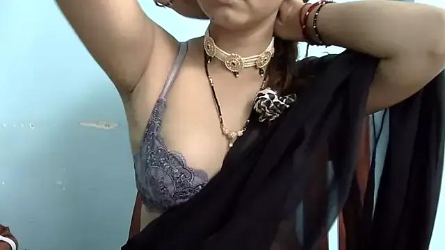 Seenu_pompom from StripChat