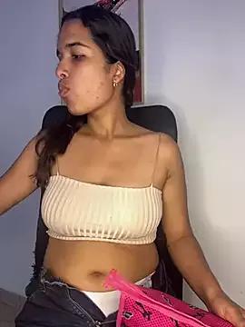 Selena_18x from StripChat