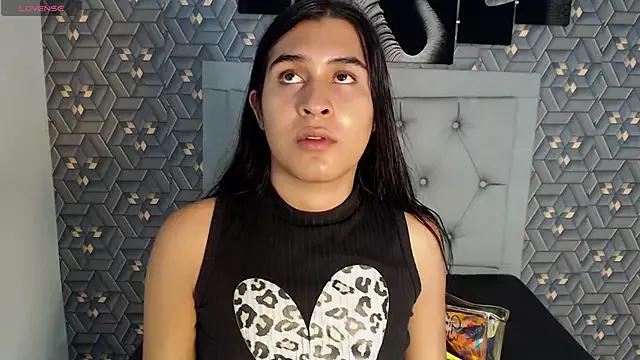 Selena_fox7 from StripChat