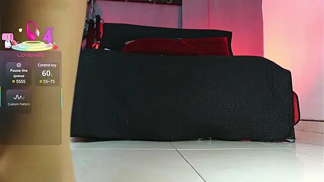 selena_rogue from StripChat
