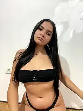 Selena_y from StripChat is Freechat