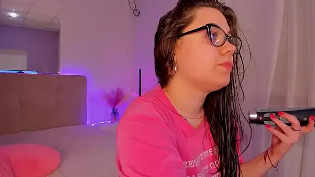 SelenaaSky from StripChat is Freechat