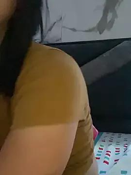 SelenaBelle from StripChat is Freechat