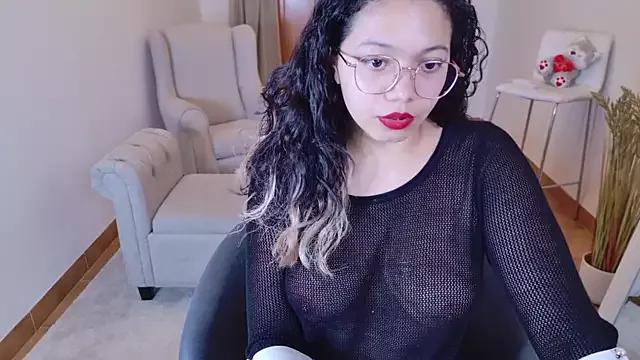 SelenaBlumX from StripChat