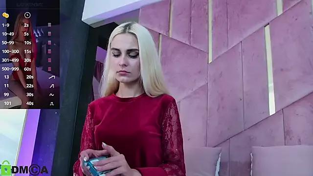 SelenaDaze from StripChat is Freechat
