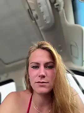 selenaluvv from StripChat