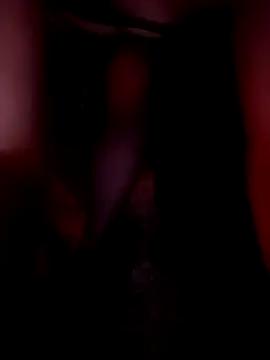 SelenaPromes from StripChat
