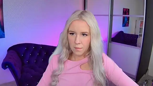 Selenatrend from StripChat