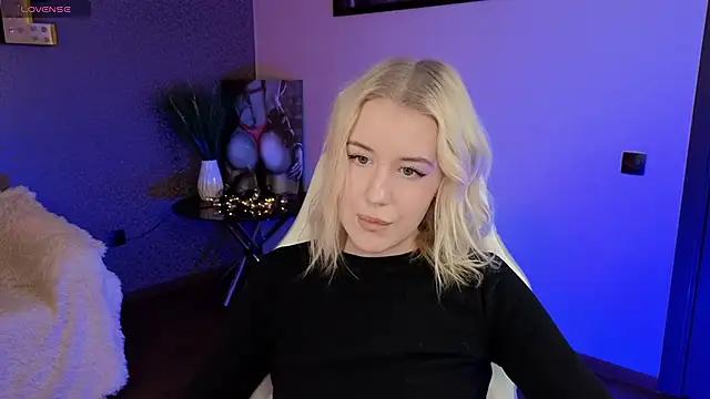 Selenatrend from StripChat