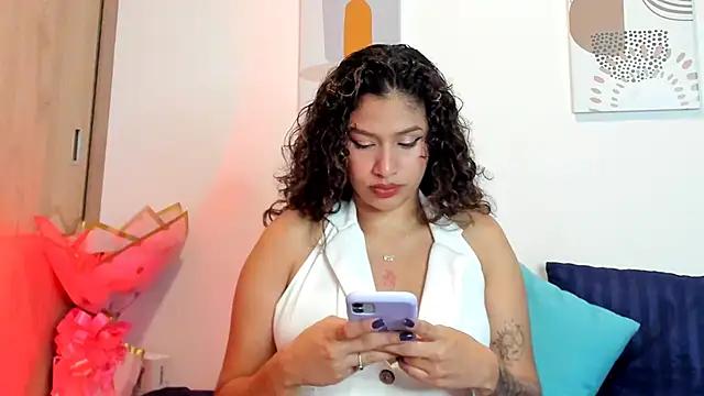 SeleneClark from StripChat