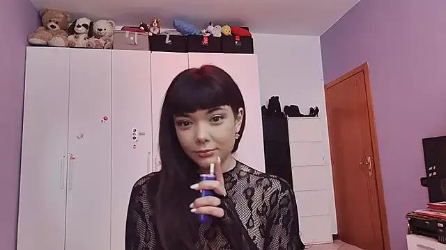SeleneIvy from StripChat