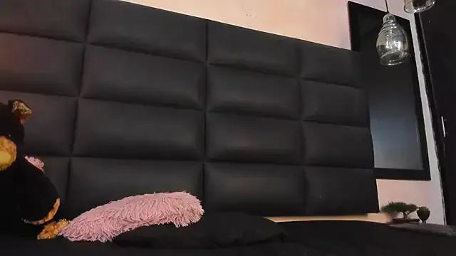 selenenoir1 from StripChat