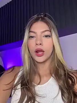 selenne_schmitt from StripChat