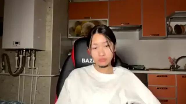 Selinabombastick webcams show profile image 