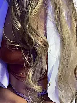 sensual_scottish_isla from StripChat
