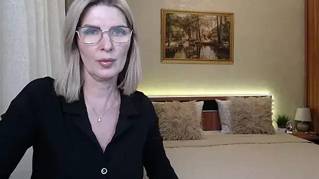 sensualEmilia from StripChat
