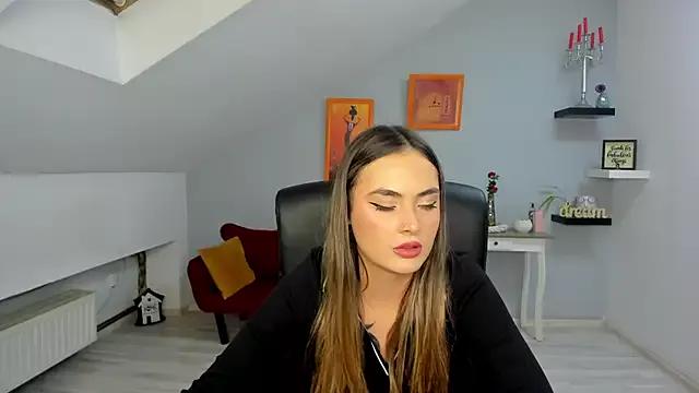 SerenLys from StripChat