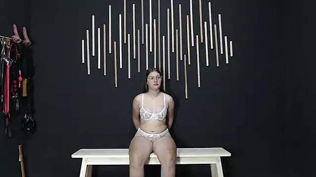 SEX_SOPHY from StripChat is Freechat